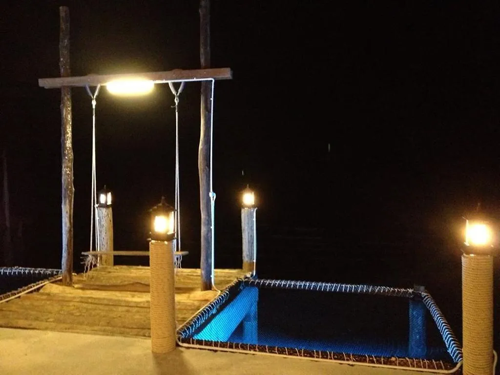 ** Guest house Shine-Talay Guesthouse Koh Lanta Thailand